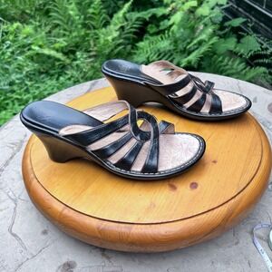 Wedge Sandals Womens Size 9.5 Black Leather Strappy Caged Slide Mules Sofft